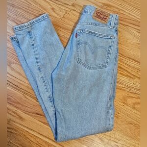 Levi 501 Button Fly Jeans